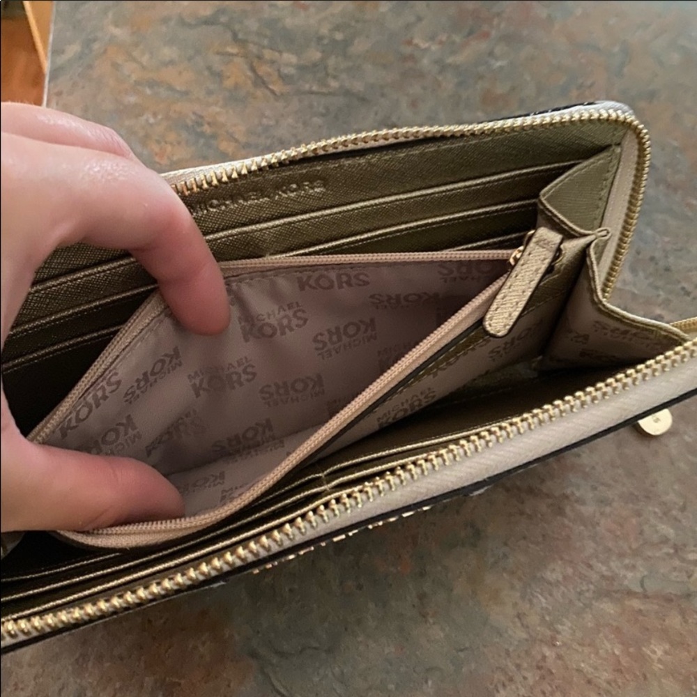 Authentic Mk Wallet - image 5